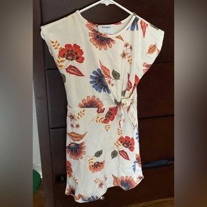 Old Navy Floral girls dress size 8